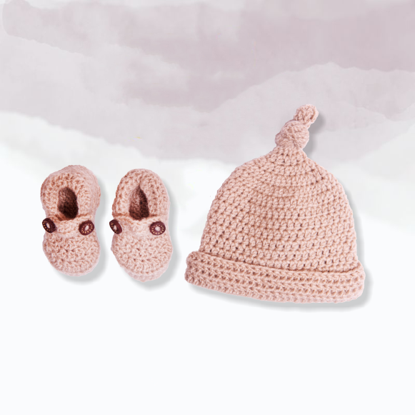 Knotted Beanie Cap and Shoes Combo
