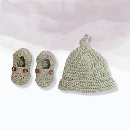 Knotted Beanie Cap and Shoes Combo